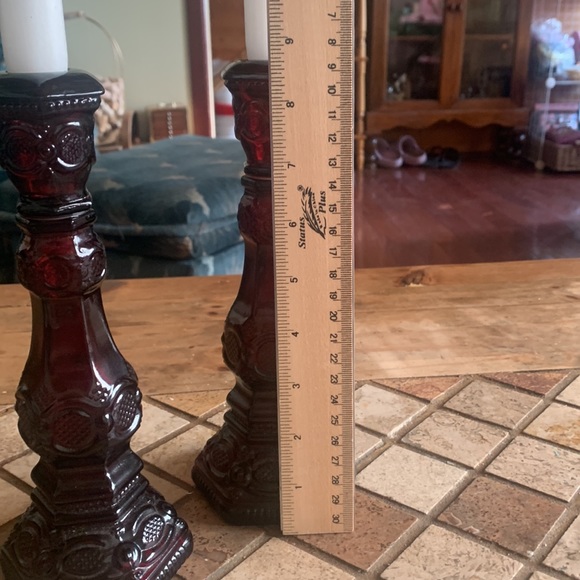 Vintage Avon 1876 Cape Cod Collection Candleholder Set Ruby Red Dark Red Glass - Picture 7 of 9